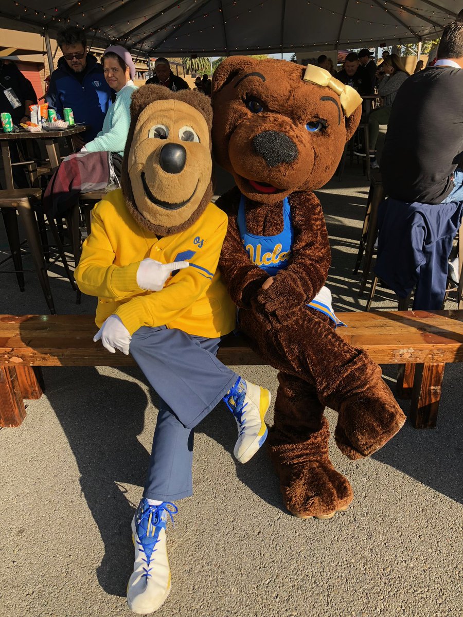 Oski and Josie Bruin together; photo posted by @Oski